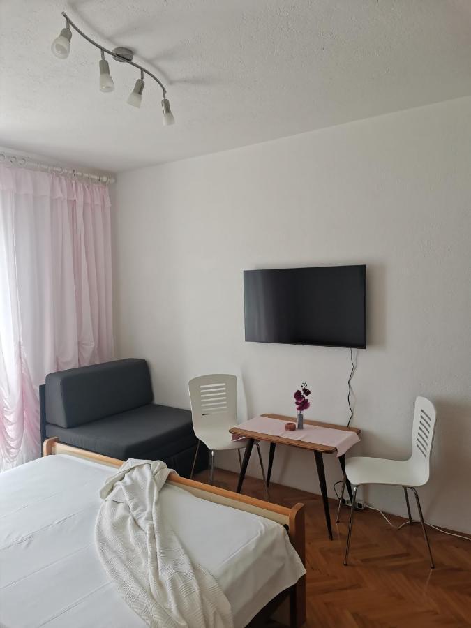 Apartments Zara Мимице Экстерьер фото